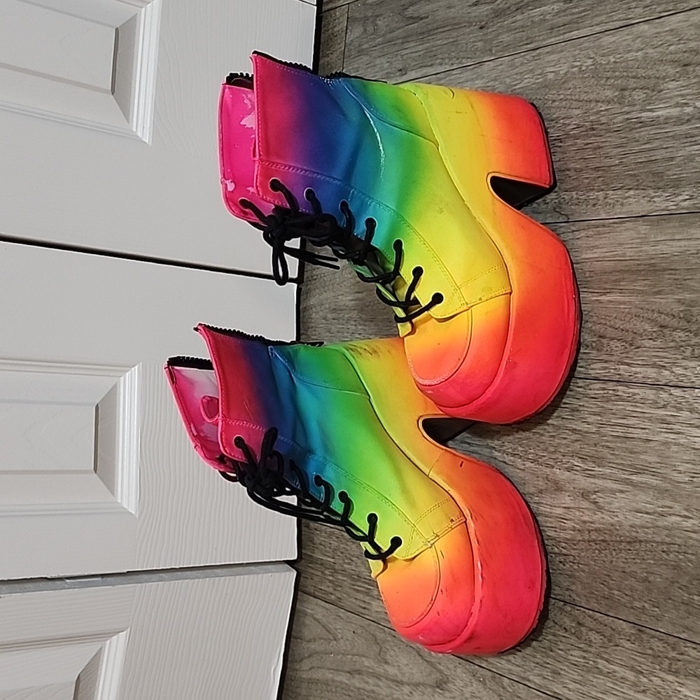 Rainbow Platform boots